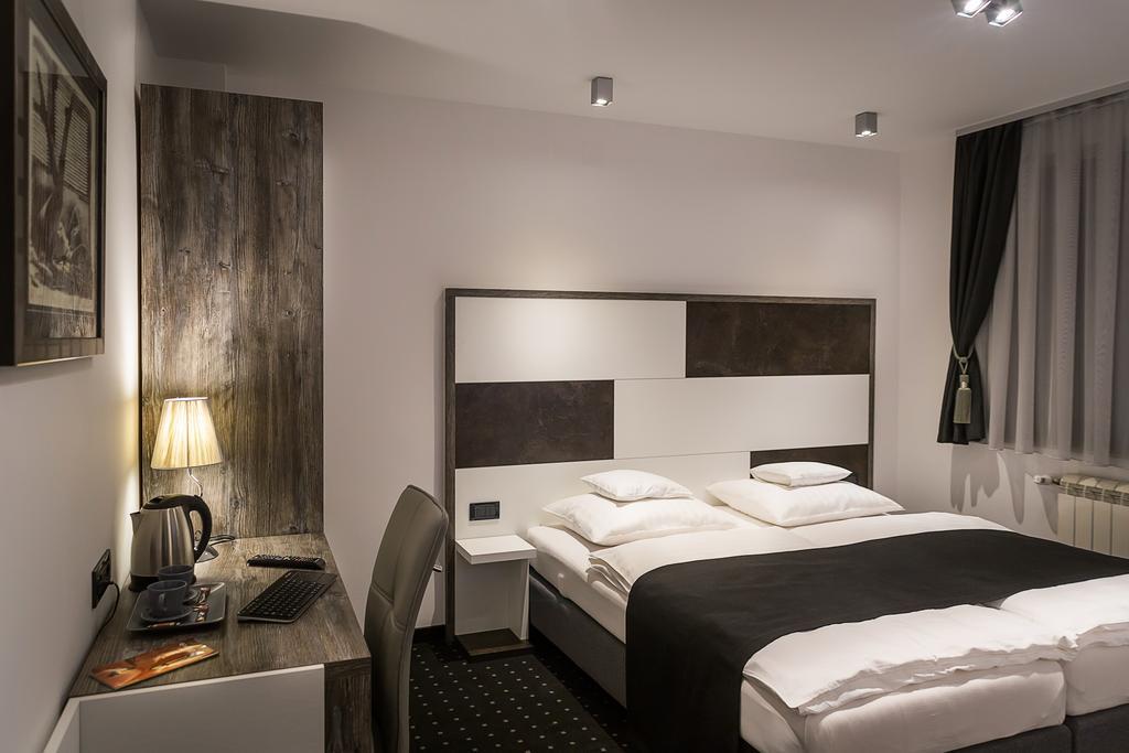 Log In Rooms Záhřeb Pokoj fotografie
