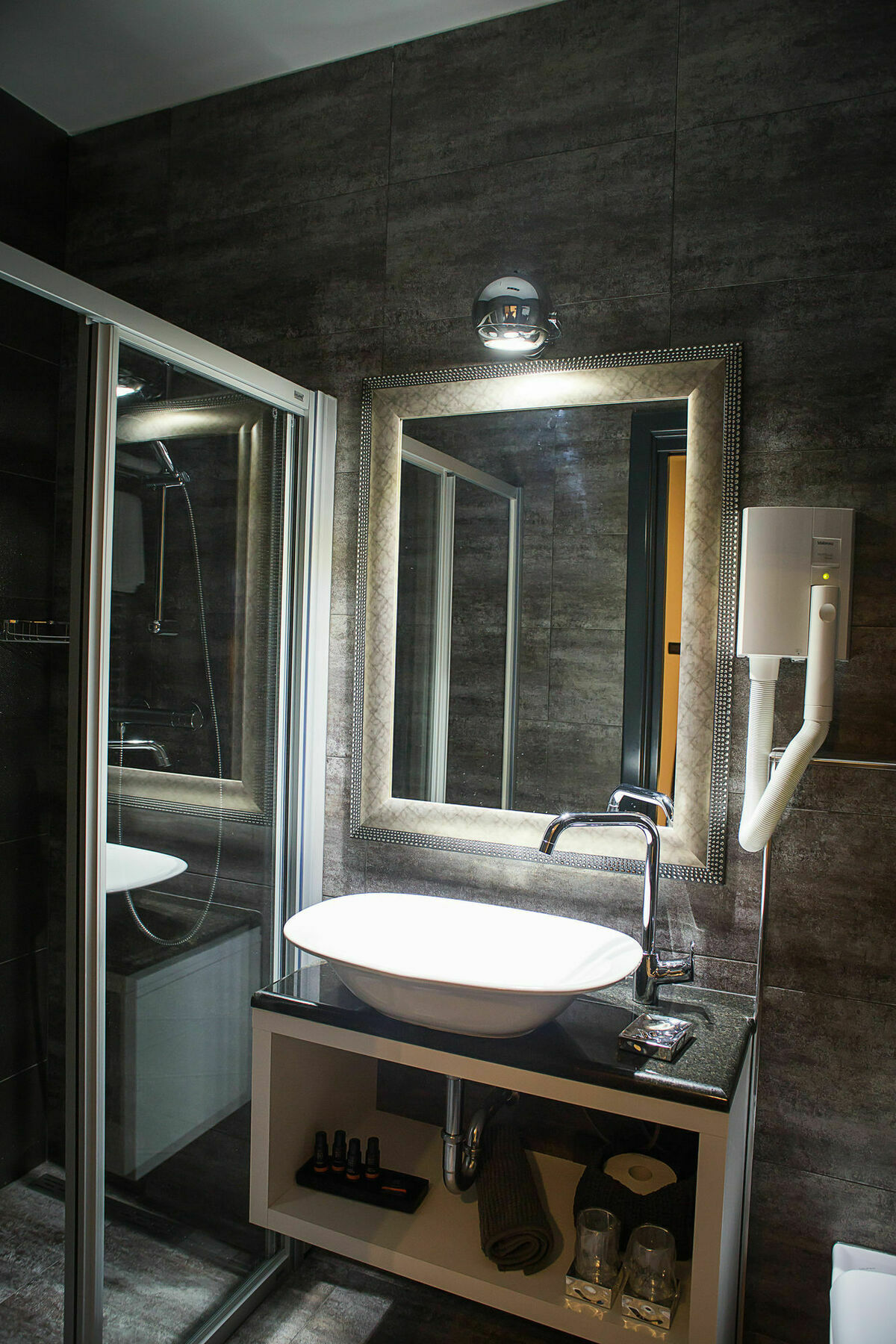 Log In Rooms Záhřeb Exteriér fotografie