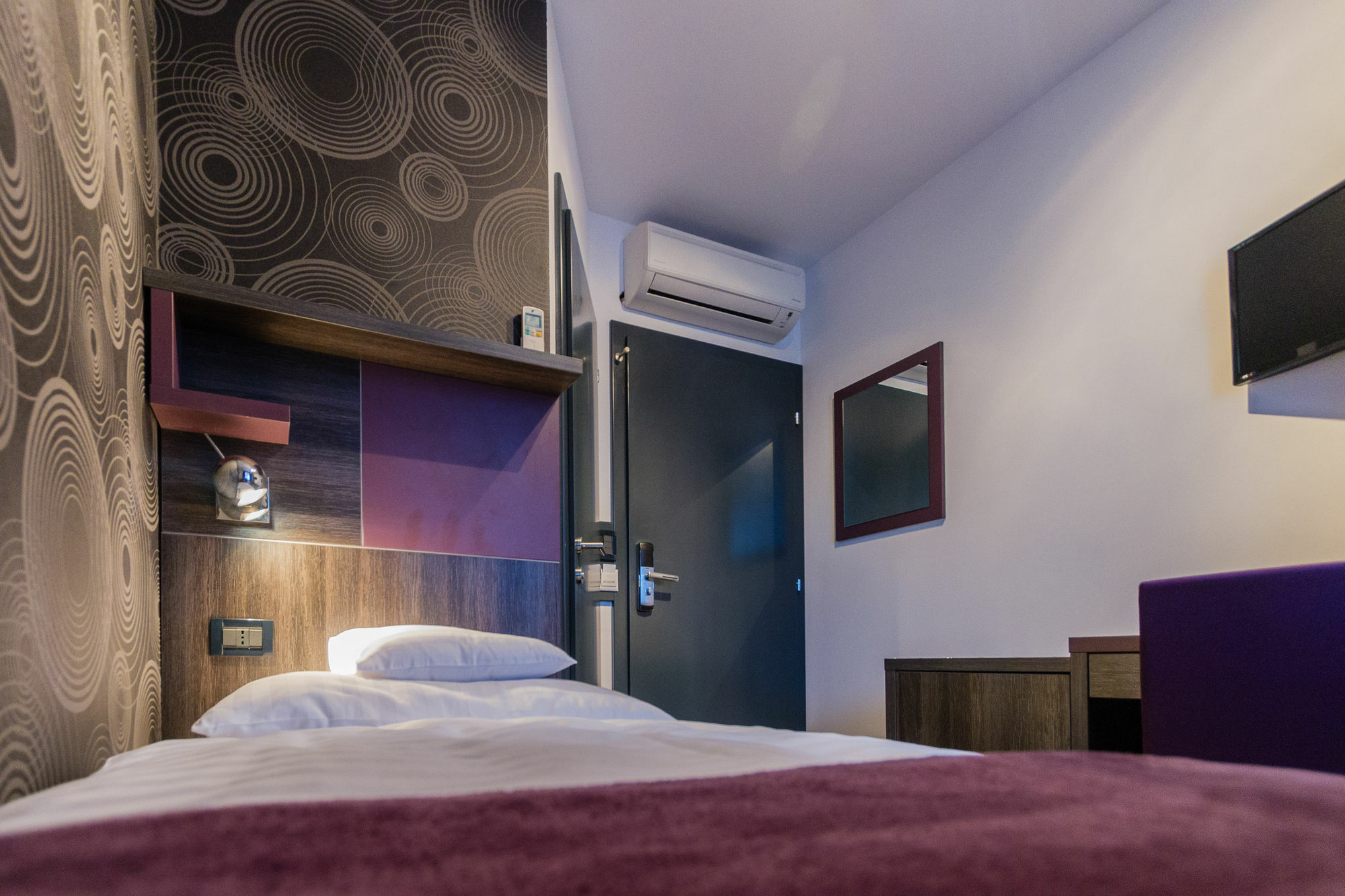 Log In Rooms Záhřeb Exteriér fotografie